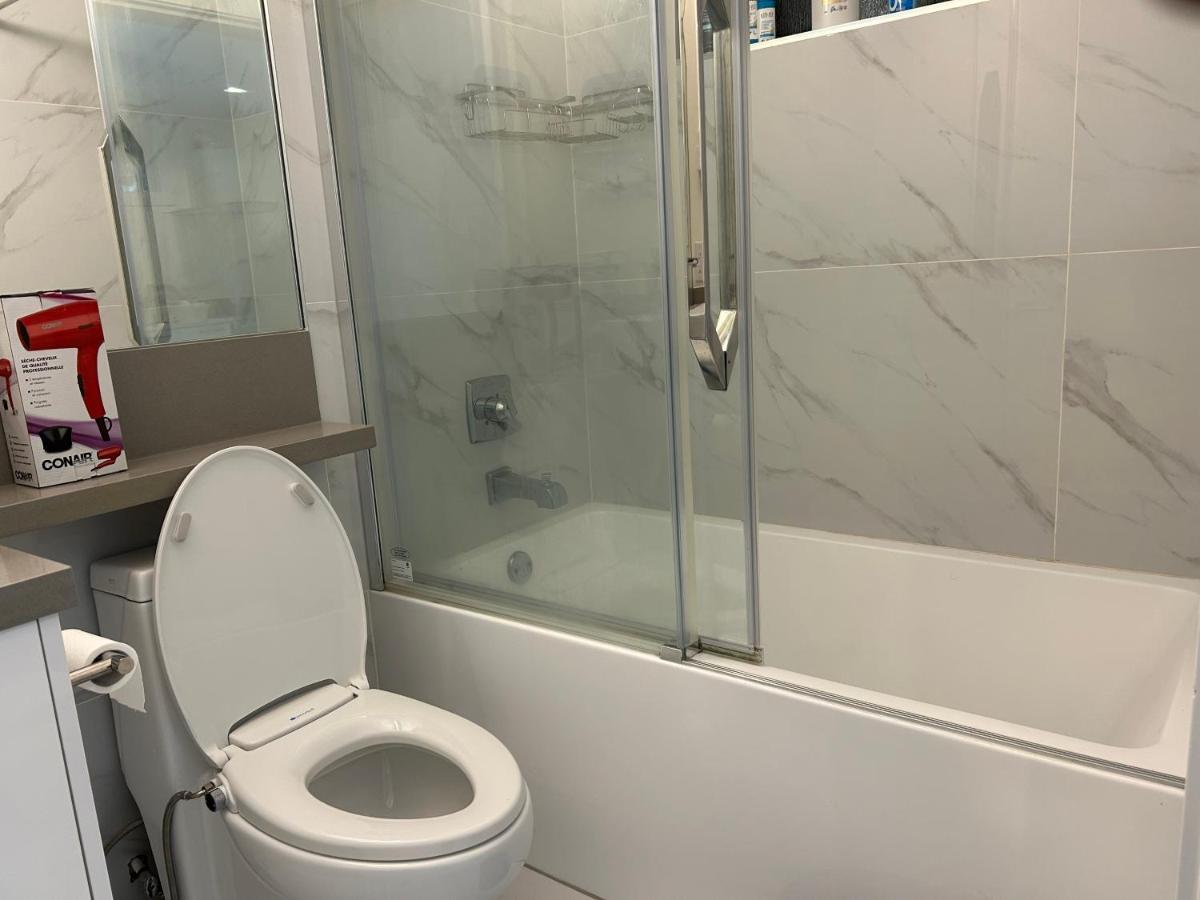 فانكوفر Milano Luxury Suites المظهر الخارجي الصورة